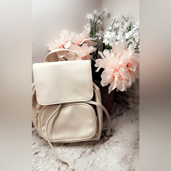 Target Handbags - Cream Wild Fable Backpack